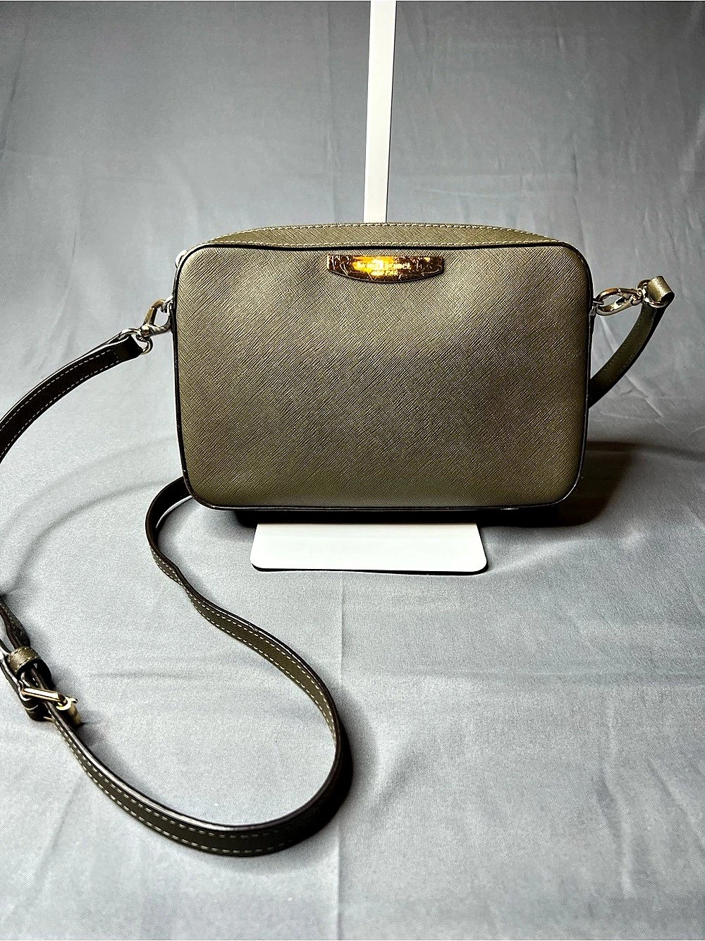 Henri Bendel Olive Green Saffiano Leather Crossbody Bag Gold Hardware